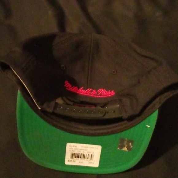 Hat - Picture 2 of 2